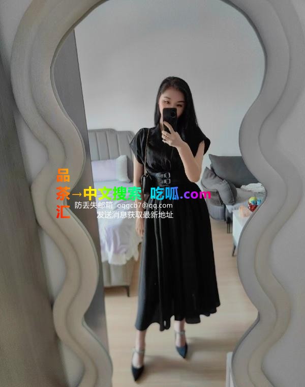 2_810373.jpg